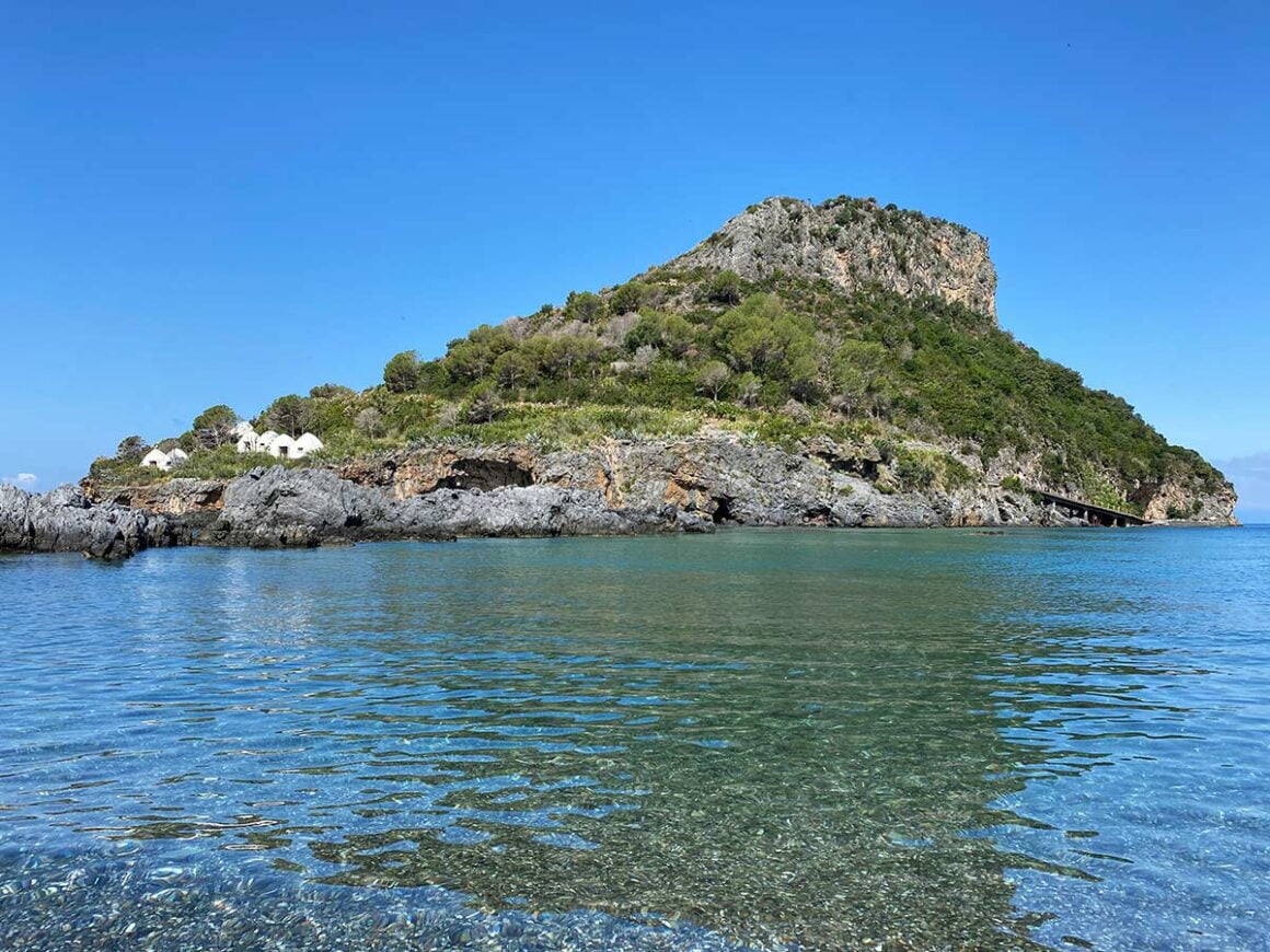 Isola di Dino